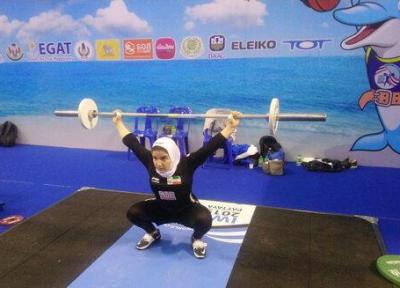 ششمی بانوی وزنه بردار ایران در گروه D وزنه برداری قهرمانی دنیا