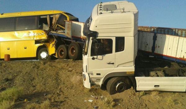 حادثه برای اتوبوس کارگران معدن چادرملو